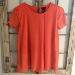 Like New, Ann Taylor Short Sleeve Blouse Size Small
